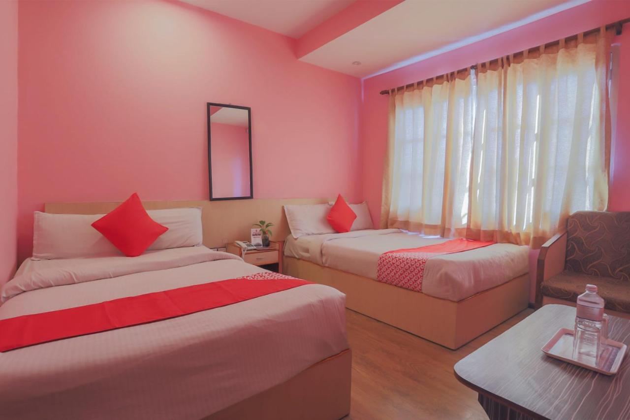 Oyo 789 Hotel Shivam Plaza カトマンズ エクステリア 写真