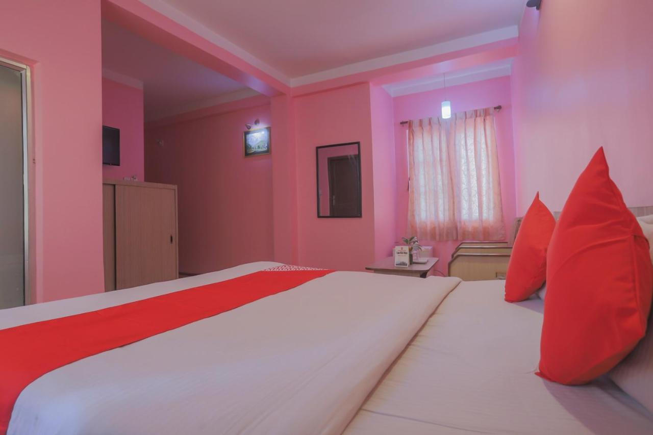 Oyo 789 Hotel Shivam Plaza カトマンズ エクステリア 写真