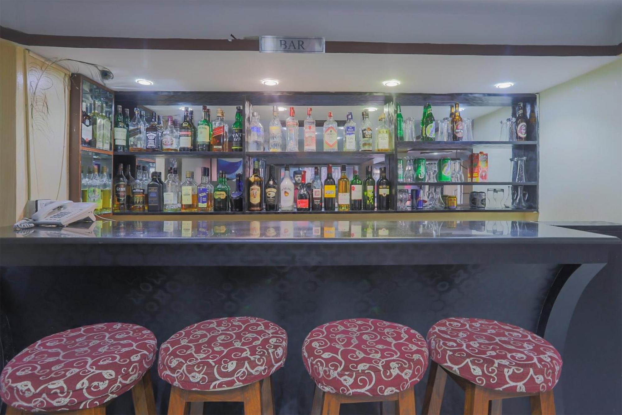 Oyo 789 Hotel Shivam Plaza カトマンズ エクステリア 写真