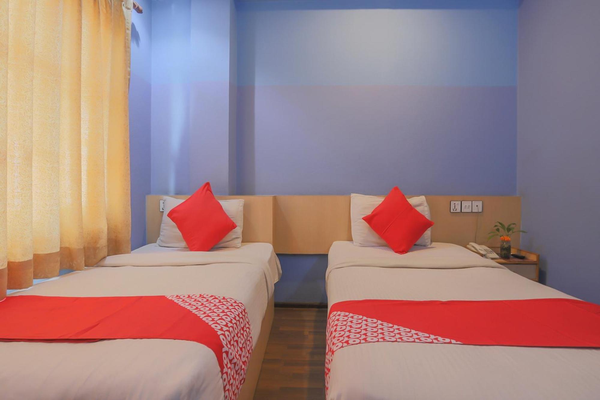 Oyo 789 Hotel Shivam Plaza カトマンズ エクステリア 写真
